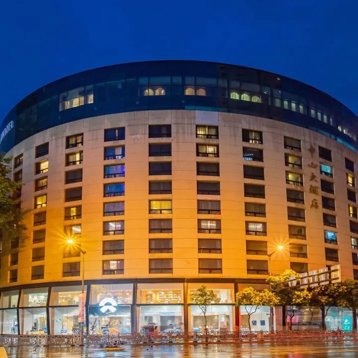 1698029014782575.jpg 640.jpg